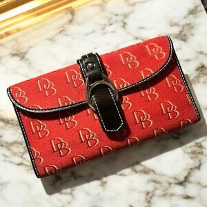 Nice Vintage Dooney & Bourke Wallet~ Large~ Dark Red~ Snap~ GUC (D12)